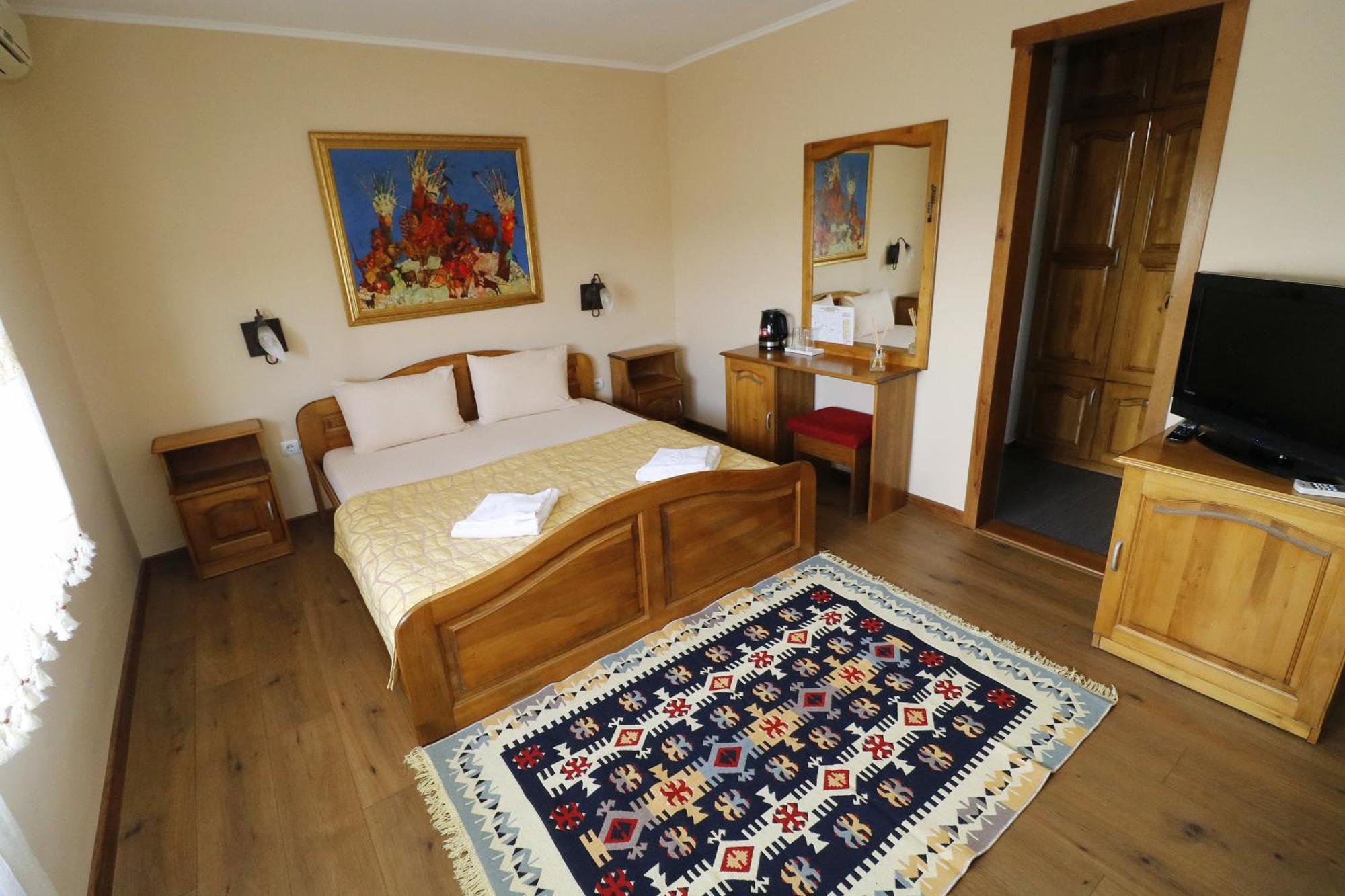 Family Hotel Arbanashka Sreshta Arbanasi Exterior foto